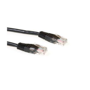 ACT Zwarte 3 meter UTP CAT5E patchkabel met RJ45 connectoren